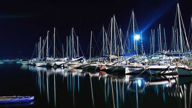 Barcos iluminados