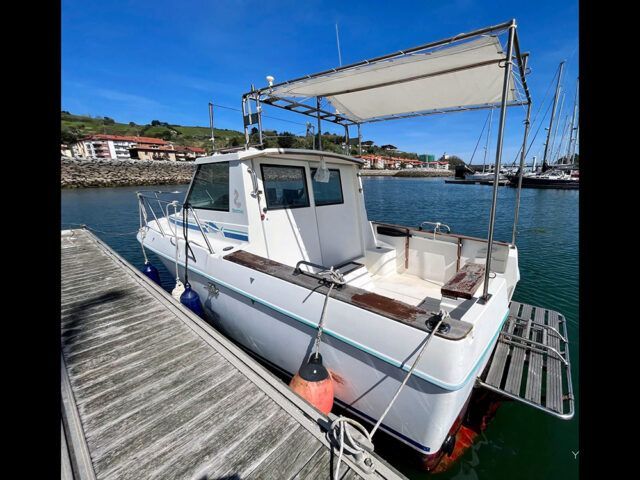 Beneteau Antares 605 2