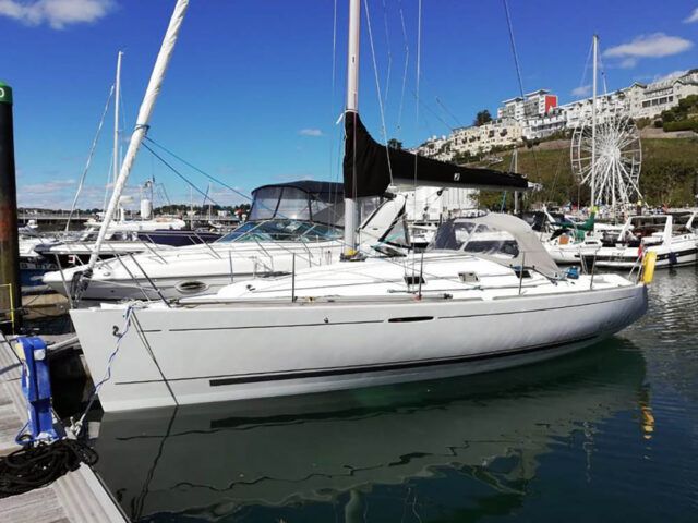 Beneteau First 31.7 sailboat data