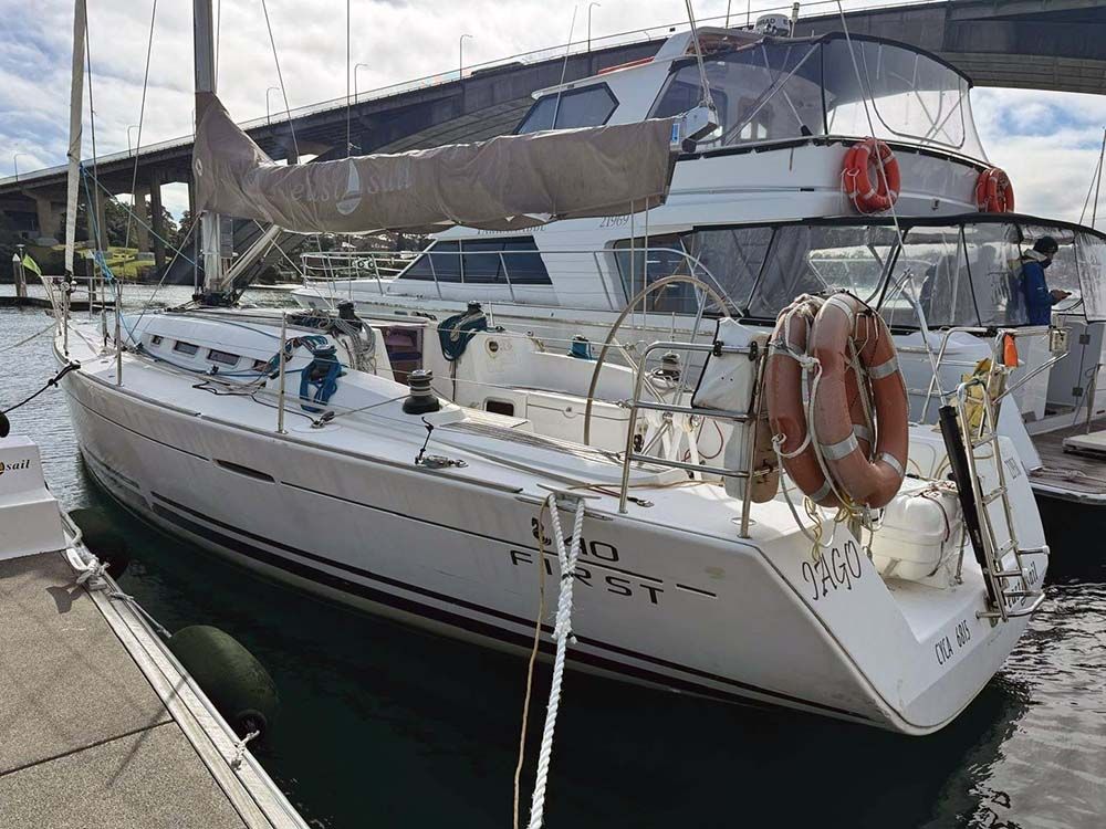 Beneteau First 40: Sailboat Data, In-depth Review & Buying Tips | The ...