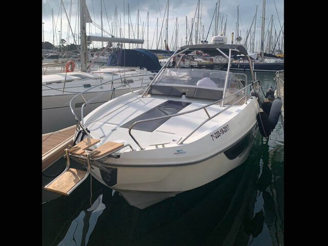 Beneteau Flyer 8.8 Sundeck 1