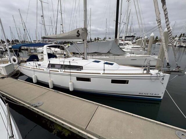 Beneteau Oceanis 35.1 sailboat data