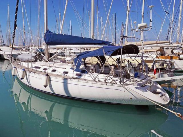 Dufour 45 Classic sailboat data
