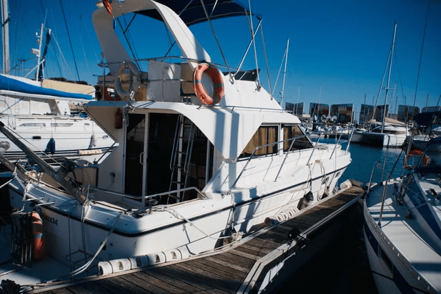 Fairline Corniche 1