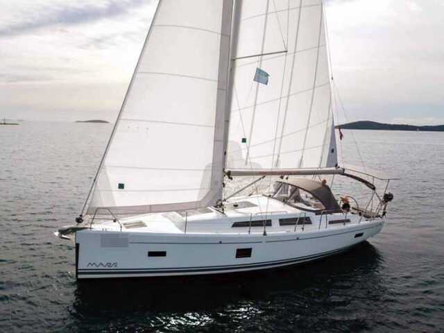 Hanse 388 sailboat data