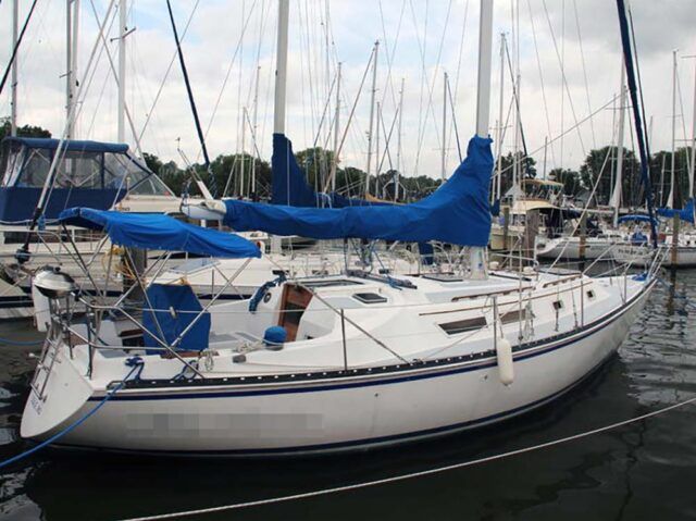 Hunter 37 sailboat data