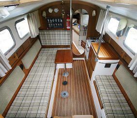 Interior Westerly Centauro
