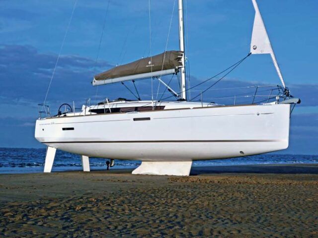 Jeanneau Sun Odyssey 379 sailboat data