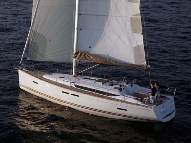 Jeanneau Sun Odyssey 439 sailboat data