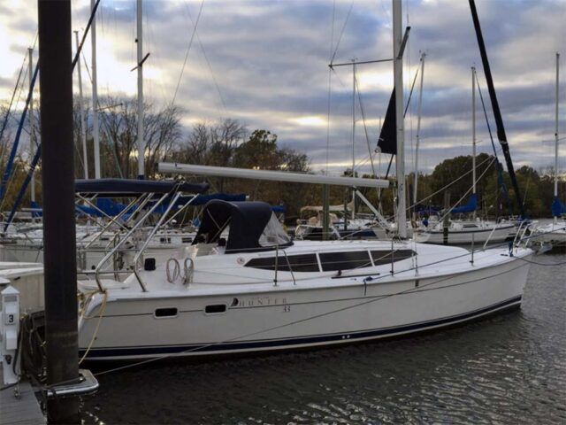Marlow-Hunter 33 sailboat data