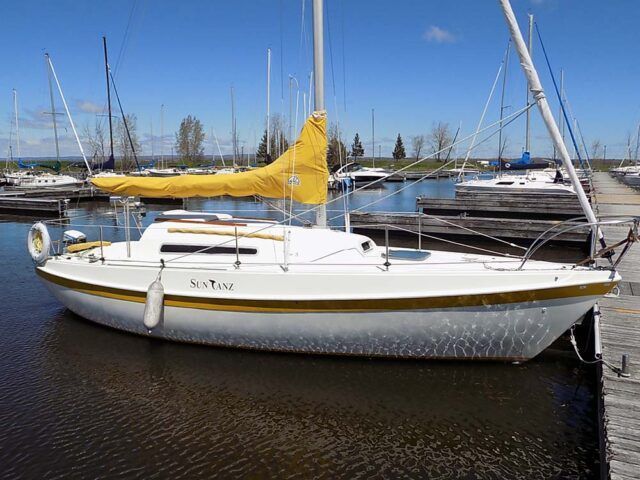 Tanzer 26 sailboat data