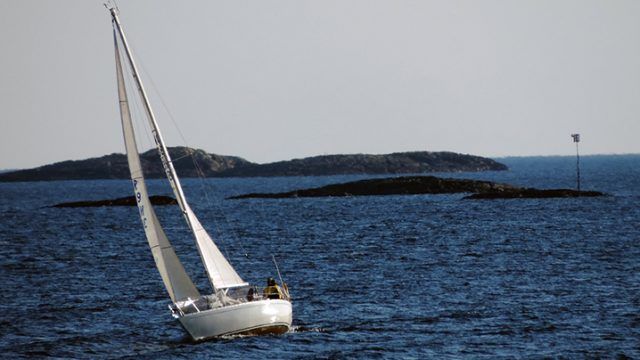 sail-boat-991323_1280(1)